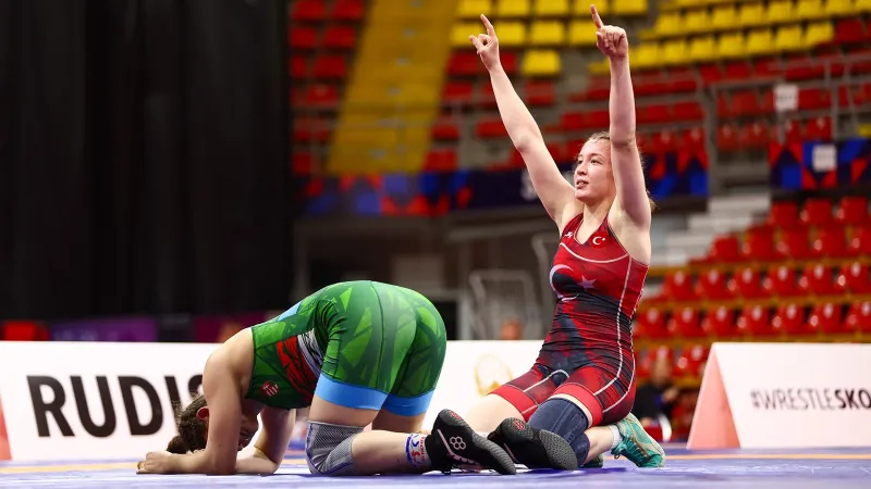 17 Yaş Altı Avrupa Güreş Şampiyonası'nda milli sporculardan 2 madalya