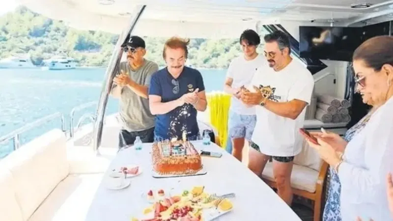 Orhan Gencebay 81 Yaşında! Bodrum'da Unutulmaz Doğum Günü