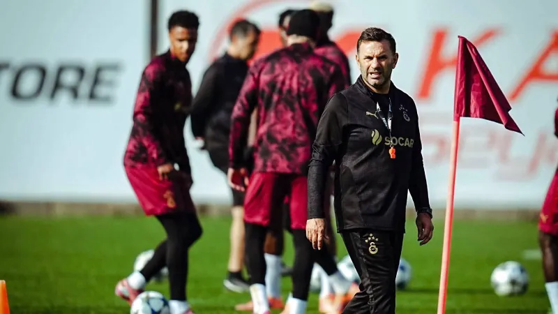 Okan Buruk'tan Ajax Maçı Öncesi Şaşırtan Singo Kararı!