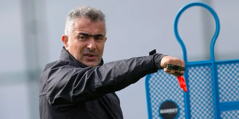 Amedspor'da Şok Ayrılık! Teknik Direktör Mehmet Altıparmak İstifa Etti