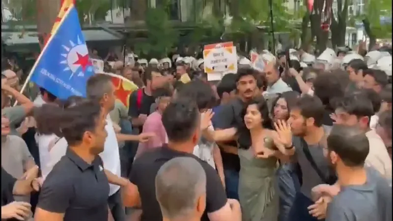 Ankara'da Gazze eylemine polis müdahalesi!