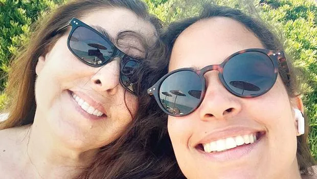 Anne-kızın tatil keyfi