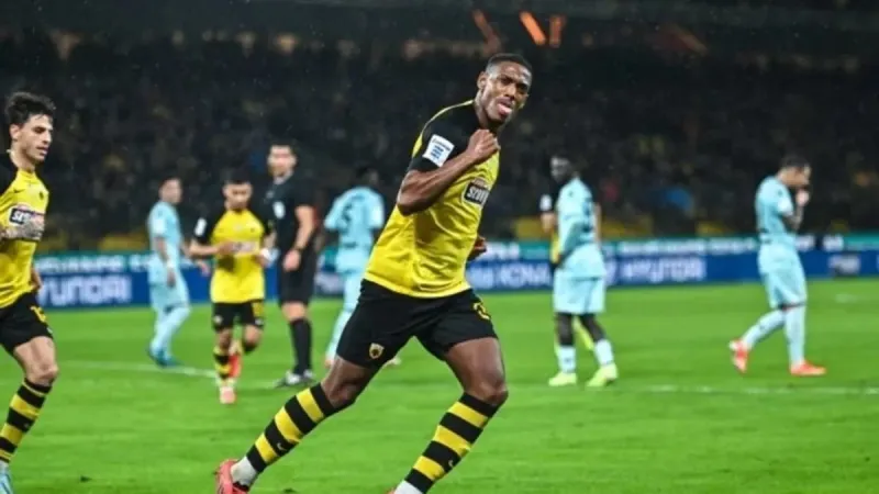 Martial Süper Lig'e mi Geliyor? İşte Transferdeki Son Gelişmeler!