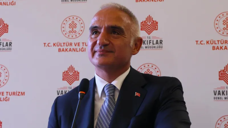 Bakan Ersoy'dan Tarihi Çağrı: Kimliğimize Sahip Çıkalım!