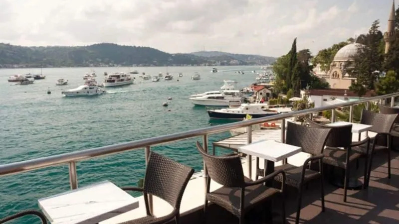 Bebek'teki Starbucks yalısını rakip firma satın aldı! Şimdi ne olacak?