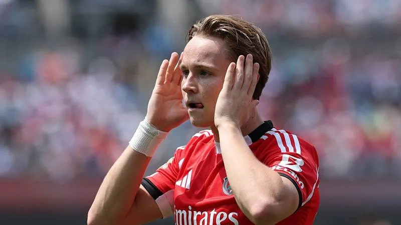 Benfica'nın yıldızı Schjelderup'un başı dertte; reşit olmayan kişilerin cinsel videosunu paylaşmış!