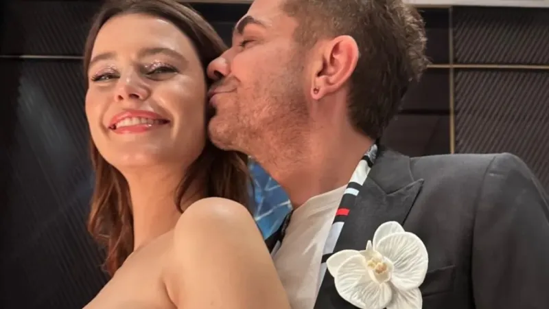 Beren Saat’in Kenan Doğulu’ya bakışı olay oldu: 'Bihter bile böyle bakmadı'