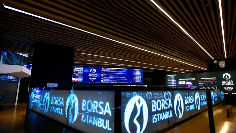 Borsa güne 10.876,44 puandan başladı