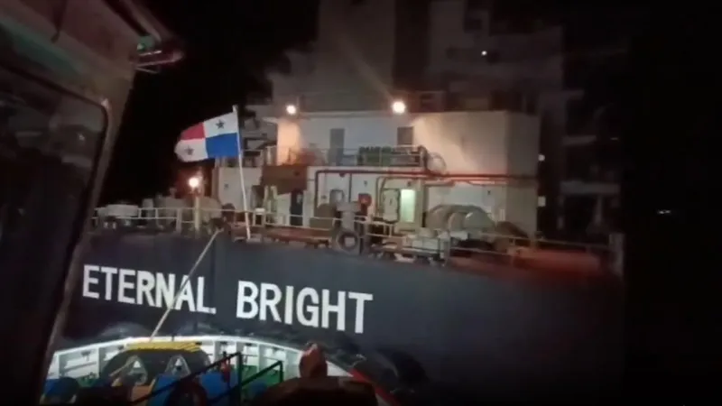 Çanakkale Boğazı'nda Dev Gemide Arıza! Sebebi Ne?