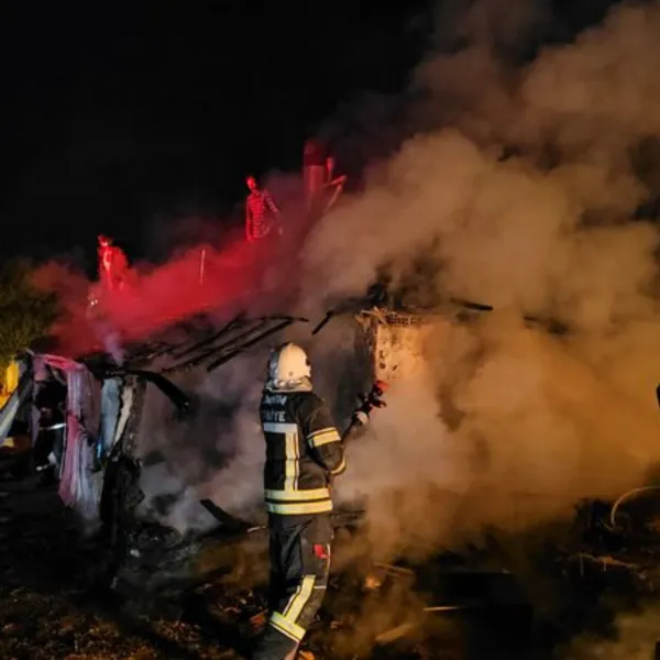 Çorum'da Korkunç Yangın! 7 Kişi Hayatından Endişe Ediyor!