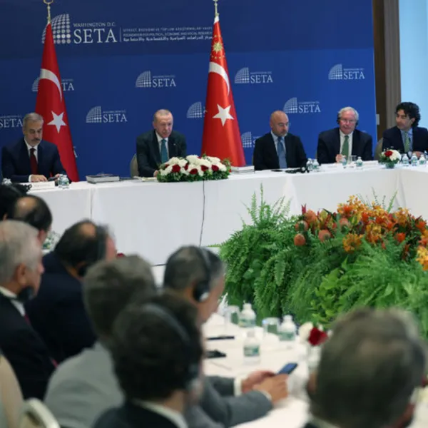 Cumhurbaşkanı Erdoğan, ABD'li düşünce kuruluşu temsilcileriyle görüştü
