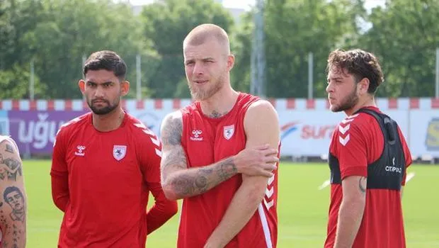 Drongelen'den Şok Sözler: Avrupa Kupaları İçin Kritik Uyarı!