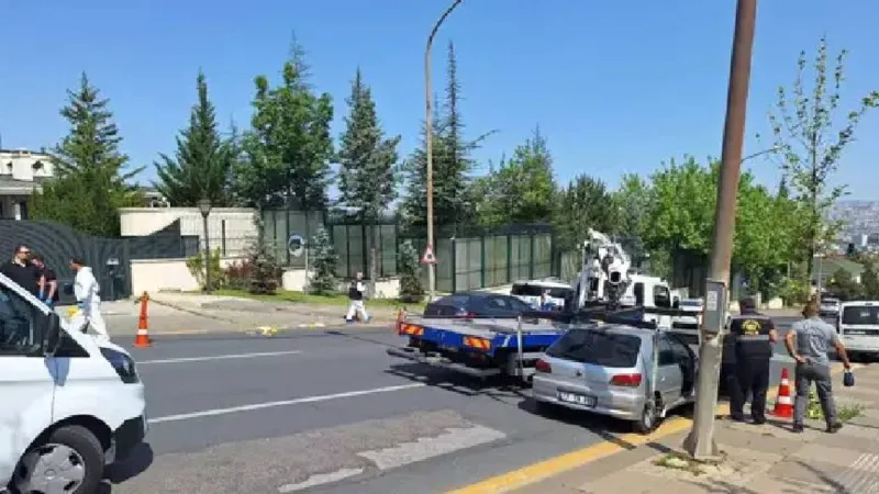 Emekli Polis Ankara'yı Ateşe Verdi! Dışişleri Konutunda Silahlar Çekildi