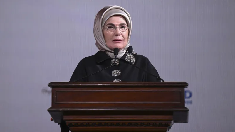 Emine Erdoğan: Omura'nın vefatından derin bir üzüntü duydum