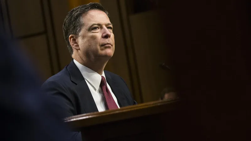 Eski FBI Direktörü, paylaşımının Trump'a suikast çağrısıyla ilişkilendirilmesinin çılgınlık olduğunu söyledi