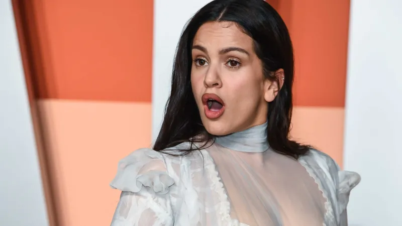 Rauw Alejandro'dan Eski Sevgiliye Şok Cevap: Duygusal Terörist İddiası!