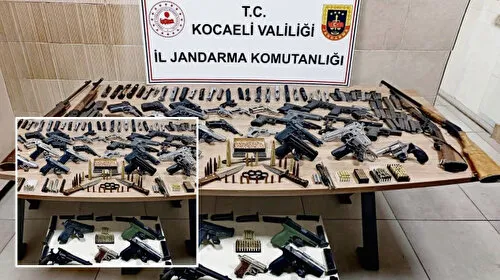 Ev ve iş yerinden ruhsatsız 14 tabanca ve 4 av tüfeği çıktı