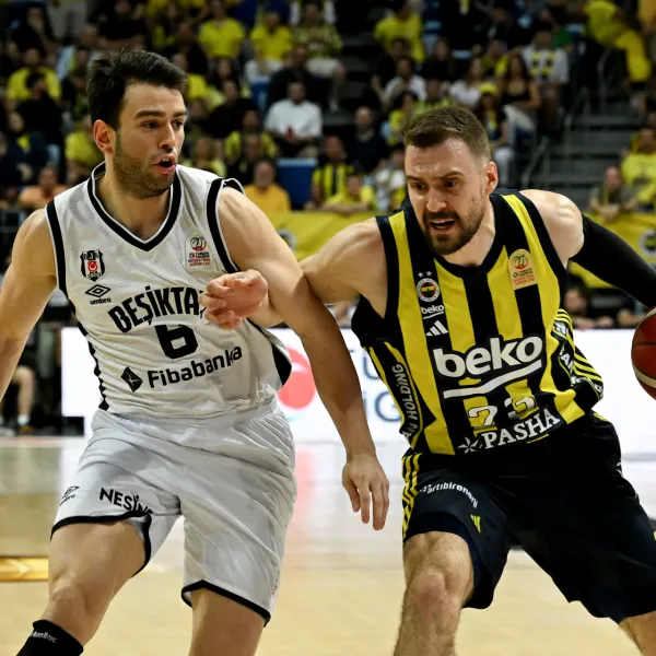Fenerbahçe Beşiktaş'ı Ezdi Geçti! Final Serisi İlk Maçı Sonucu Şok Etti