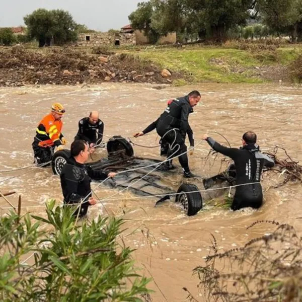 Foça'daki selde 1 kişi aranıyor!