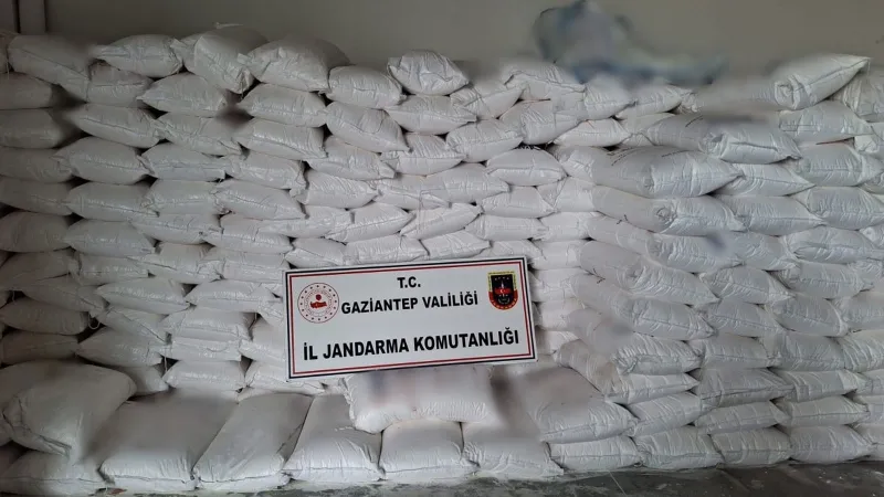 Gaziantep'te tonlarca sahte deterjan ele geçirildi