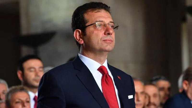 İmamoğlu'ndan Halk TV'nin sahibi Mahiroğlu'na destek: Yakalama kararı çıkarılması, gerçekleri söyleyen medyaya açık bir gözdağıdır