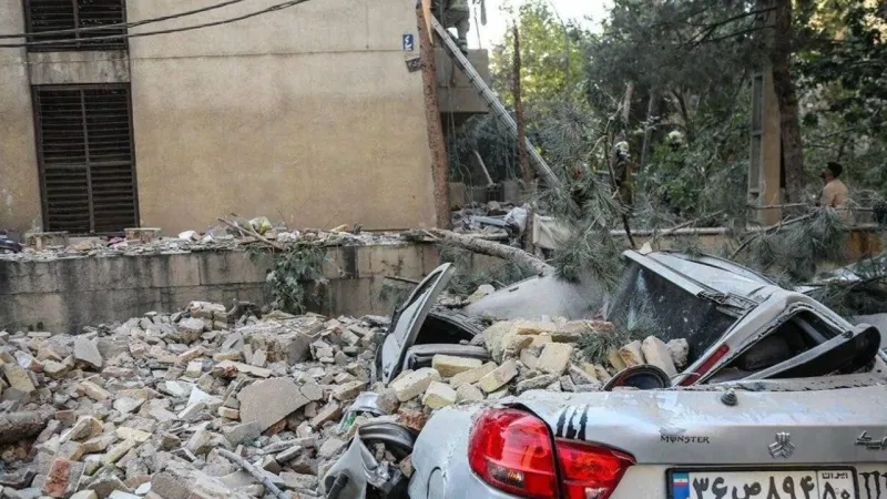İran medyası: İsrail’in saldırıları sonucu Doğu Azerbaycan eyaletinde 8, Tahran’da 78 kişi öldü