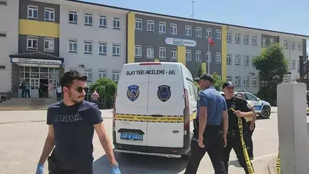 Konya'da Öğretmene Silahlı Saldırı! Okulda Dehşet Anları Yaşandı
