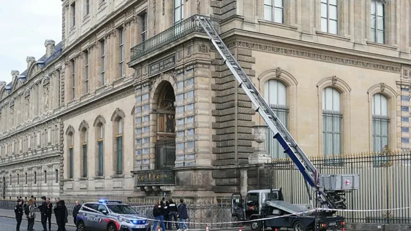 Louvre Müzesi Soygununda Şok Gelişme! İki Tutuklama Daha!