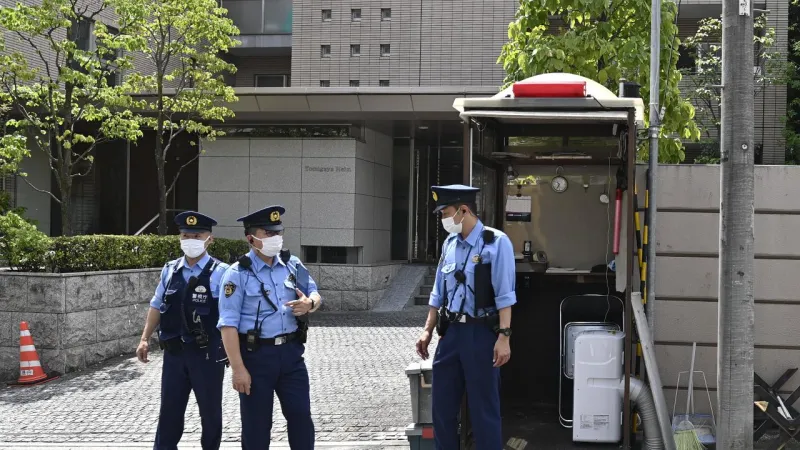 Japonya'da Şok! Meteorolojiye Öfkelenen Adam Polise Saldırdı!