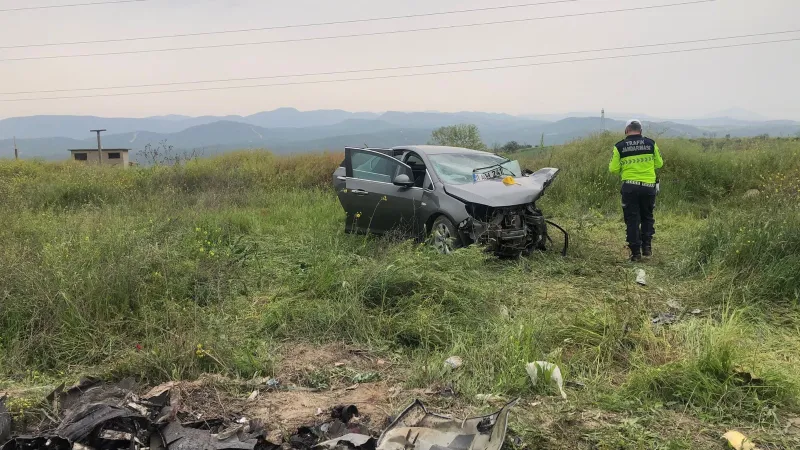Bilecik'te Feci Kaza! 2 Otomobil ve Motosiklet Çarpıştı: 3 Ölü