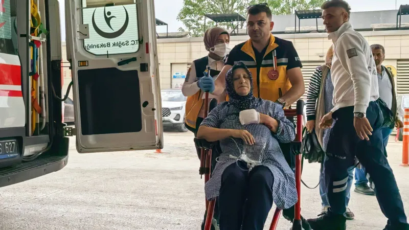 Tekstil İşçisinin Kabusu! Makineye Kaptırdığı Eliyle Şoke Etti