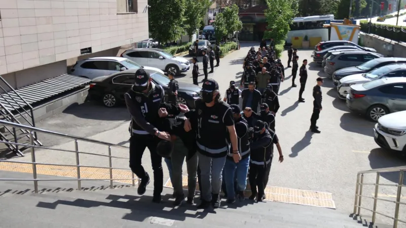 Maydonoz Döner'e FETÖ Operasyonu! 23 Gözaltı Şoku!