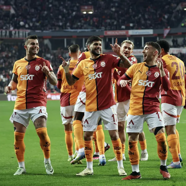 G.Saray Şampiyonluğa Koşuyor! Tarihi Rekor Geliyor Mu?