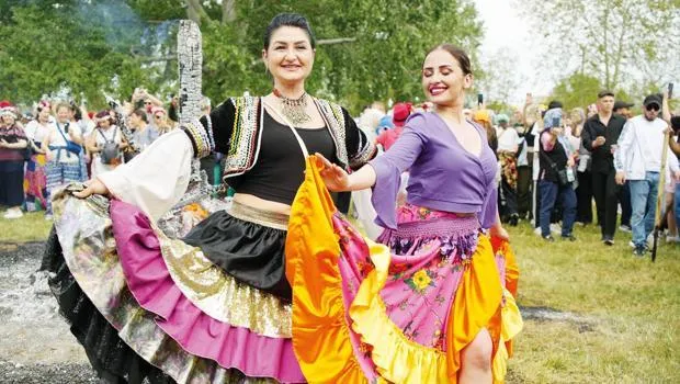 Hıdrellez Coşkusu: Ateşler Yakıldı, Dilekler Tutuldu!