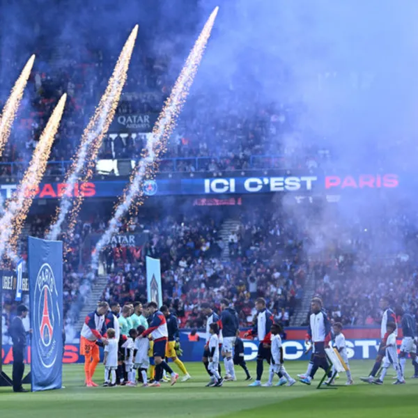 Paris Derbisi Geri Döndü! 35 Yıl Sonra Futbol Şöleni