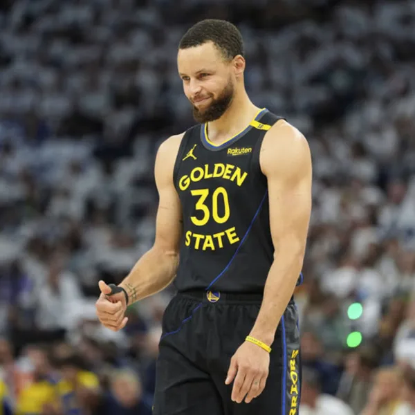 Stephen Curry Şoku! Warriors Playoff'lara Veda mı Ediyor?