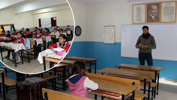 Tek Öğrenciyken 32 Arkadaşı Oldu! Hasret'in Okul Sevinci