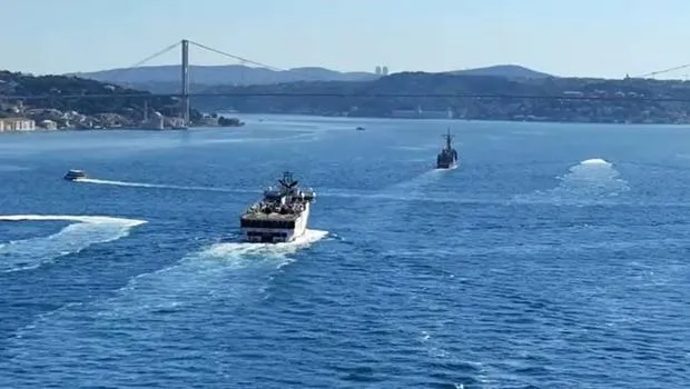Oruç Reis İstanbul Boğazı'nda! Mavi Vatan'a Dönüş Sinyali Mi?