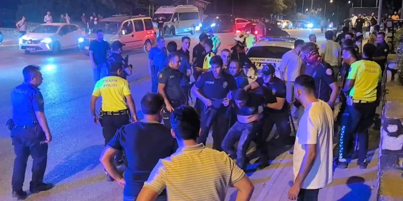 İnegöl'de Biber Gazlı Dehşet! Polis Göz Yaşı Dinlemedi!