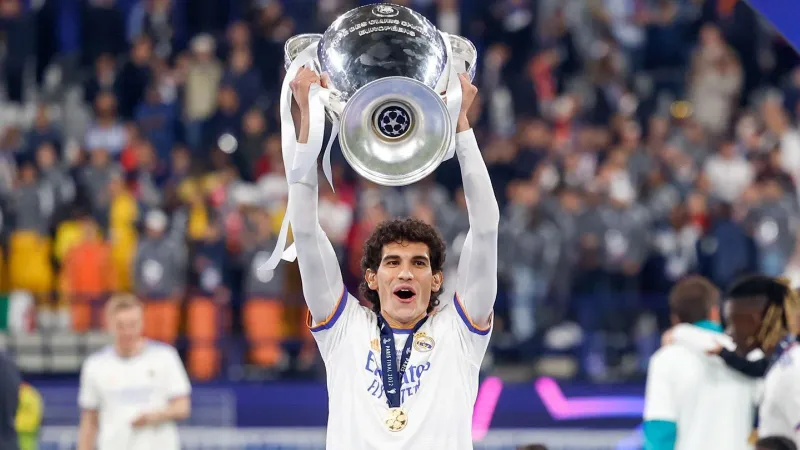 Real Madrid ayrılığı duyurdu, 5 sezonda neredeyse hiç oynamayıp 13 kupa kazanmıştı