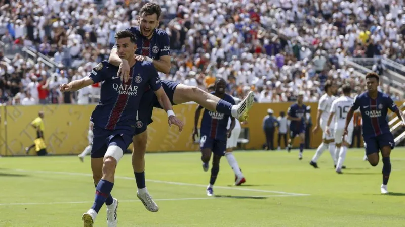 Real Madrid'i farklı yenen PSG final biletini aldı