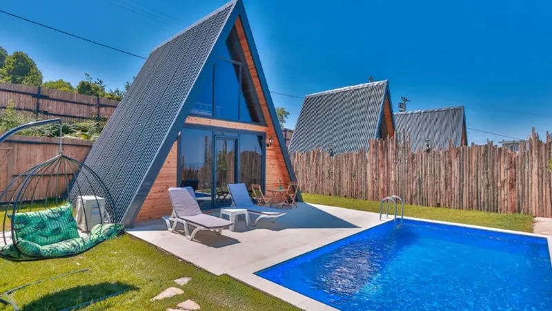 Sapanca'da Bungalov Çetesi Çökertildi! 263 Milyonluk Vurgun