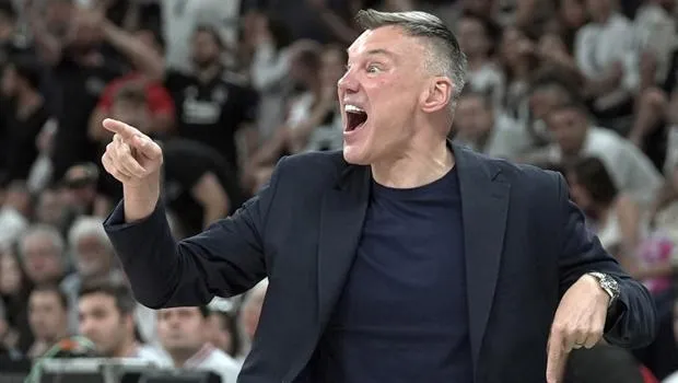 Jasikevicius'tan Fenerbahçe'ye Tarihi Başarı! Obradovic'i Geçti Mi?