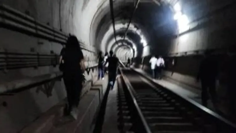 Seul metrosunda çıkan yangın söndürüldü!