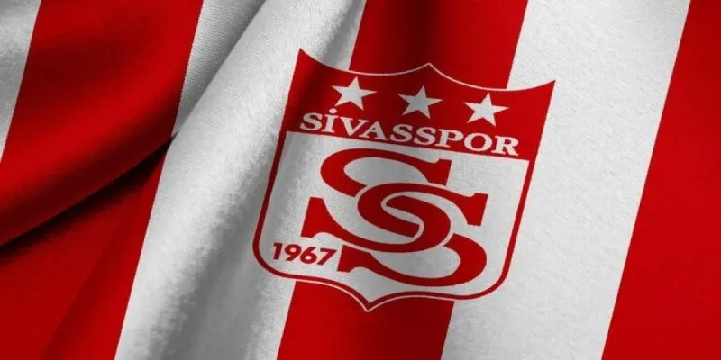 Sivasspor'da Bomba! Yıldız Futbolcu Şok Ayrılık Kararı Aldı