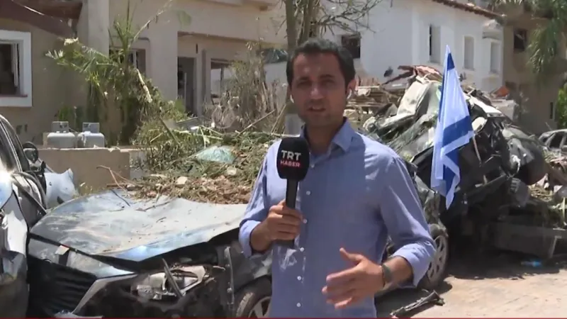 İsrail'de Yıkım! TRT Haber O Anları Kaydetti!