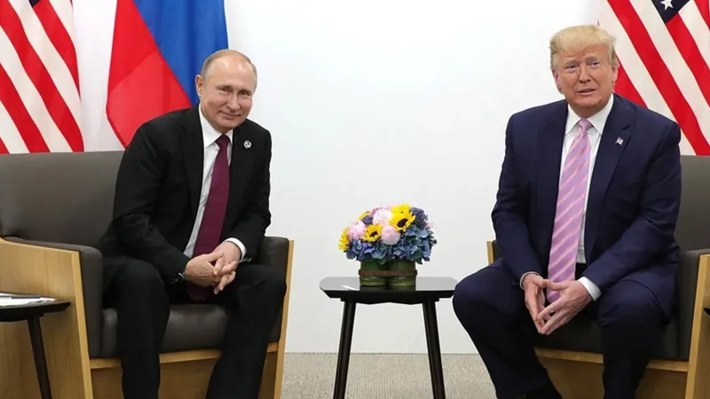 Trump'tan Şok Açıklama: İsrail-İran Savaşı Bitmeli! Putin Ne Dedi?