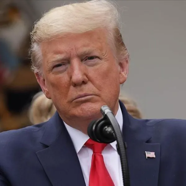 Trump'tan Gümrük Vergisi Bombası: Her Amerikalıya 2000 Dolar!