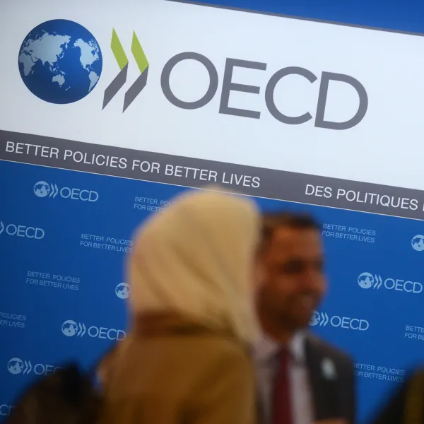 Türkiye için büyüme tahminini düşürdü