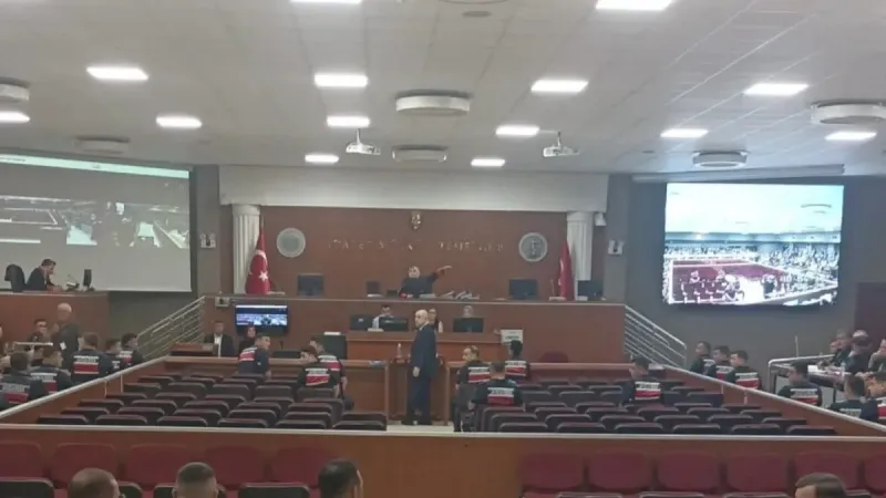 Zafer Partisi Genel Başkanı Ümit Özdağ hakim karşısında! 142 gün sonra ilk kare geldi